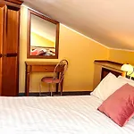 Apartment With 4 Rooms And Garden, Cleaning Included